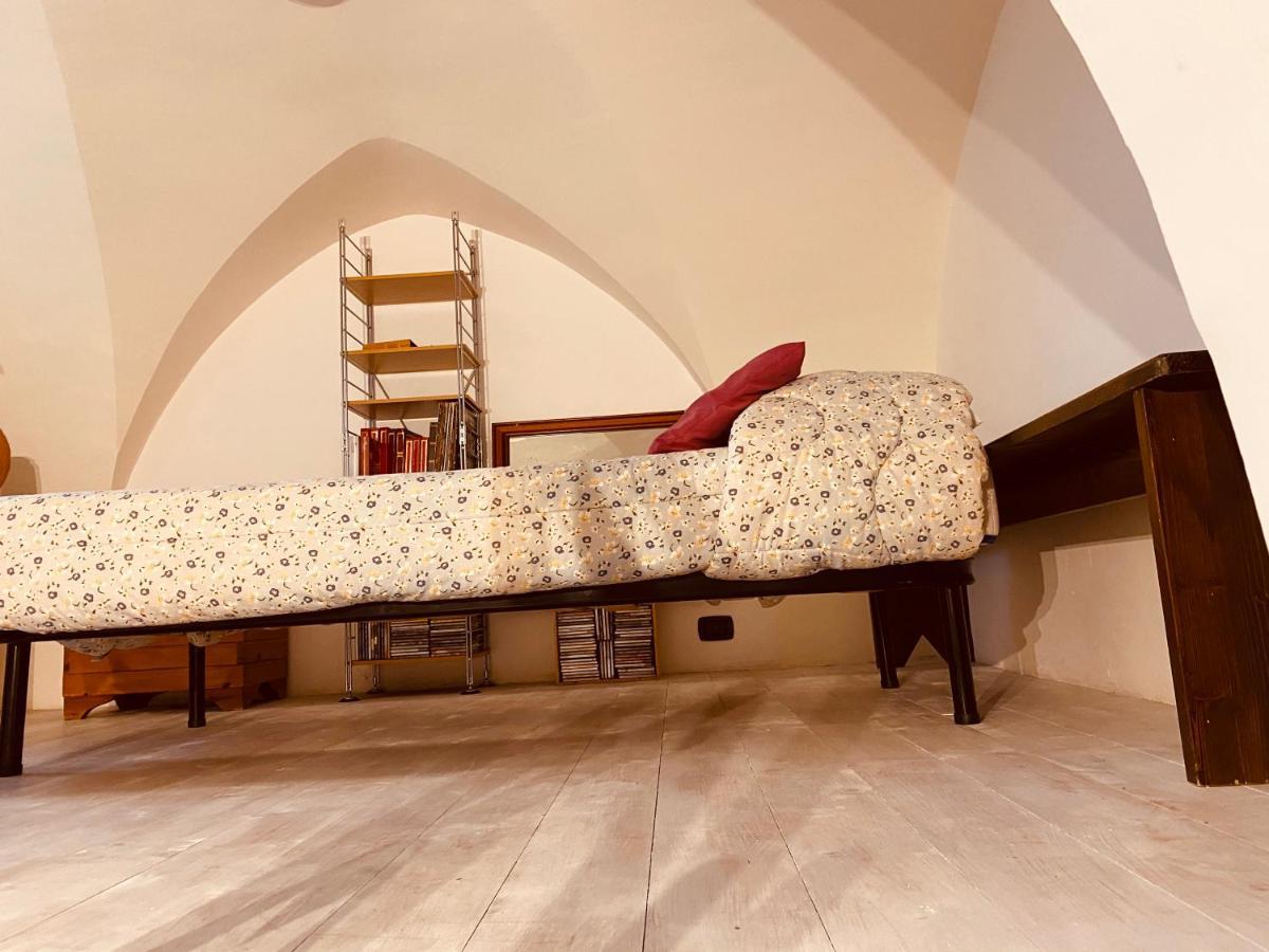 Casa Vacanze...Dei Teutonici 梅萨涅 外观 照片